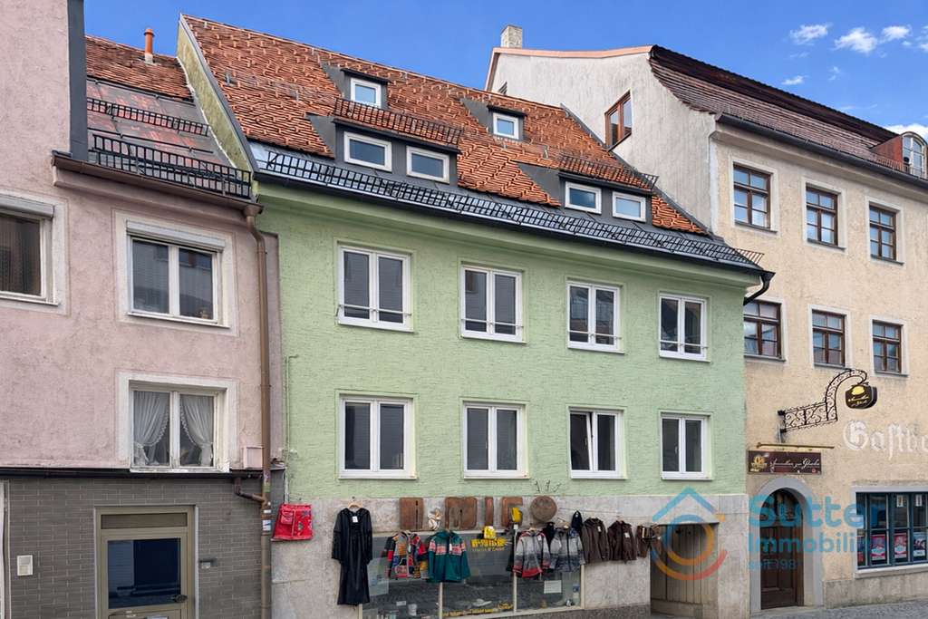 Immobilie in Kaufbeuren - ca. 6 % Rendite möglich - Wohn- und Geschäftshaus im Zentrum - Bild 0