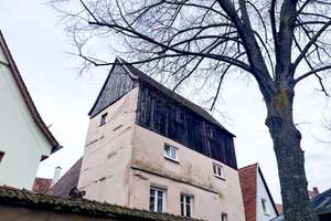 Denkmalobjekt mit Baugenehmigung – 3 Wohneinheiten als Kapitalanlage mit Entwicklungspotenzial – Die vollständige Adresse der Immobilie erhältst du vom Anbieter., 86720 Nördlingen – Vorschaubild 2