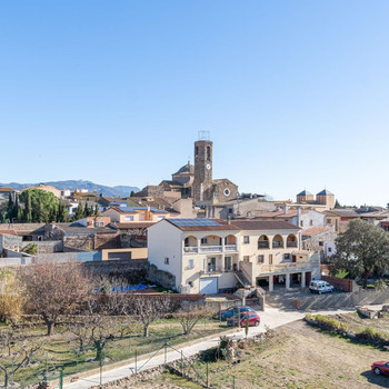 Großzügiges Einfamilienhaus in Garriguella: Platz, Komfort und Charme an der Costa Brava