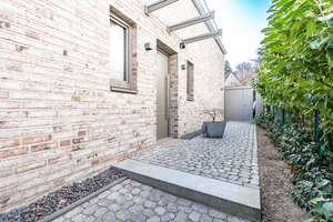 Modernes Einfamilienhaus in begehrter Wohnlage mit großer Terrasse und Garten – Die vollständige Adresse der Immobilie erhältst du vom Anbieter., 22391 Wellingsbüttel, Hamburg – Vorschaubild 4