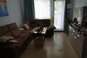3-Zimmer Wohnung mit Balkon zum Selbstbezug oder als Kapitalanlage – Baumschulenweg 7, 99091 Erfurt – Vorschaubild 2