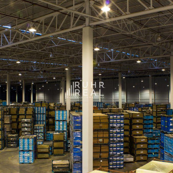 Logistikhalle mit 15 Rampentoren in Werl | RUHR REAL