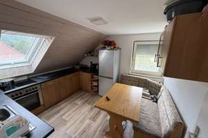 Gepflegtes Dreifamilienhaus mit 2 Garagen und großem Grundstück in  Regensburg Schwabelweis – Die vollständige Adresse der Immobilie erhältst du vom Anbieter., 93055 Schwabelweis, Regensburg – Vorschaubild 16