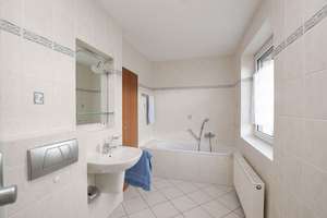 Gepflegtes Reihenmittelhaus mit Südterrasse und sonnigem Garten! – Die vollständige Adresse der Immobilie erhältst du vom Anbieter., 38228 Lebenstedt, Salzgitter – Vorschaubild 9