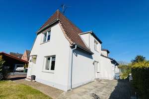 Haus mit viel Potenzial in Ostseenähe – Die vollständige Adresse der Immobilie erhältst du vom Anbieter., 23570 Travemünde, Lübeck – Vorschaubild 3