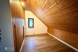 Stilvoll wohnen unterm Dach – großzügige 3-Zimmer-Wohnung in Varel – Die vollständige Adresse der Immobilie erhältst du vom Anbieter., 26316 Varel – Vorschaubild 8
