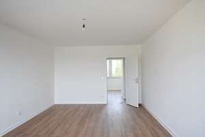 Frisch saniert und Top Lage: Superhelle 3-Zimmer Wohnung am Rande des Bismarckviertels - so ruhig! – Gahlingspfad 73, 47803 Inrath/Kliedbruch, Krefeld – Vorschaubild 10