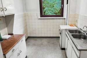 Wohnen am Hirschpark in Hamburg Blankenese - 2-Raum-Wohnung mit Potential – Die vollständige Adresse der Immobilie erhältst du vom Anbieter., 22587 Nienstedten, Hamburg – Vorschaubild 4
