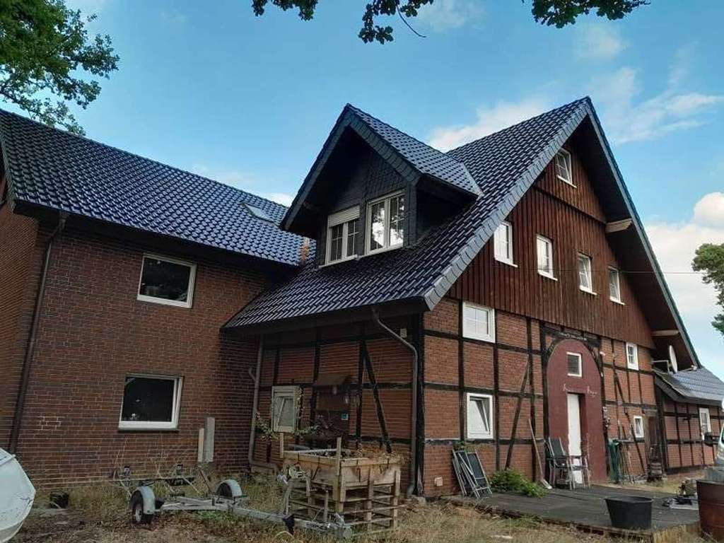 Preissenkung! Bauernhaus mit Landflächen in Delbrück-Schöning!
