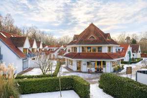 Gemütliche Maisonette-Ferienwohnung im beliebten Ferienpark Freesenbruch in Zingst! – Die vollständige Adresse der Immobilie erhältst du vom Anbieter., 18374 Zingst – Vorschaubild 2