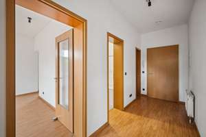 Bel Etage Single/Pärchenwohnung mit Sonnenbalkon. Frisch modernisiert! – Winterbergstraße 69, 1237 Seidnitz/Dobritz, Dresden – Vorschaubild 4