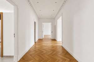 Außergewöhnliche 6-Zimmer-Wohnung mit Balkon und Sauna, direkt am Adenauerplatz! – Die vollständige Adresse der Immobilie erhältst du vom Anbieter., 10629 Charlottenburg, Berlin – Vorschaubild 7