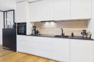 Saniert & Möbliert : 3-Zimmer-Loft in Top-Lage zwischen Lorettoviertel und Medienhafen – Die vollständige Adresse der Immobilie erhältst du vom Anbieter., 40219 Unterbilk, Düsseldorf – Vorschaubild 4