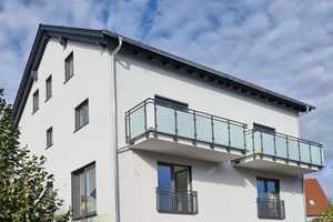 Neuwertige 4,5-Zimmer-Wohnung mit Balkon und Einbauküche in Bretzfeld