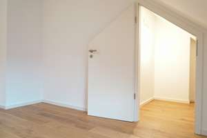 Exklusive Dachgeschosswohnung am Pfanzeltplatz 15a  – Pfanzeltplatz 15a, 81737 Altperlach, München – Vorschaubild 11
