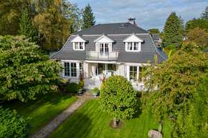 Reserviert / Exklusive 6-Zimmer-Villa in Hamburg-Sasel mit großzügigem Garten – Hamburg – Vorschaubild 2