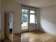 Schöne WG- geieignete Altbauwohnung mit 2 Balkonen und Einbauküche in Niederrad