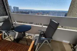 Property thumbnail 6