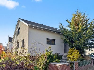 Lichtdurchflutetes Einfamilienhaus mit Terrasse und vielfältigem Gestaltungsspielraum in Weiterstadt