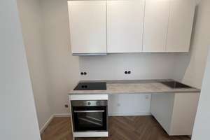 Geschmackvolle 1-Zimmer-Wohnung mit geh. Innenausstattung inkl. EBK   – 40212 Stadtmitte, Düsseldorf – Vorschaubild 4