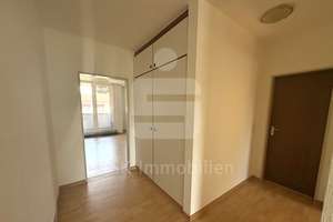 Kompakt und komfortabel: Gemütliche 2-Zimmer-Wohnung mit Loggia in zentraler Lage! – Die vollständige Adresse der Immobilie erhältst du vom Anbieter., 50181 Bedburg – Vorschaubild 4