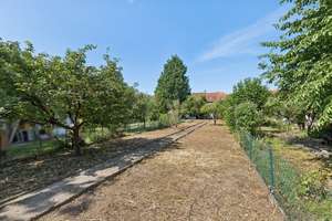 Gartenidylle inklusive: Reihenmittelhaus mit Terrasse, Balkon und Gartenhaus – Die vollständige Adresse der Immobilie erhältst du vom Anbieter., 76187 Nordweststadt, Karlsruhe – Vorschaubild 4