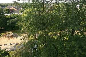 Ruhige Dreizimmerwohnung mit Blick ins Grüne inkl. Tiefgaragenstellplatz – Kleistring 6, 50767 Pesch, Köln – Vorschaubild 2
