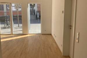 *1 Monat mietfrei* Helle 2-Zimmer-Wohnung mit Terrasse und Stellplatz