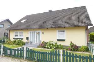 Ein Zuhause fürs Jetzt und für die Zukunft – Die vollständige Adresse der Immobilie erhältst du vom Anbieter., 32107 Bad Salzuflen – Vorschaubild 2