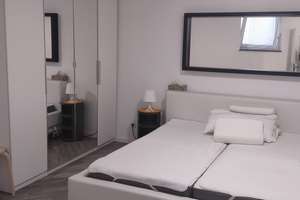 Wunderschöne voll Möblierte  2-Zimmer, Kochnische, Dusche , Mainz-Altstadt – Holzhofstr. 19C, 55116 Altstadt, Mainz – Vorschaubild 13