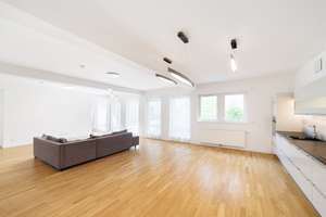 Atemberaubende Luxuswohnung mit eigenem Garten und 2 Stellplätzen (separat erhältlich) – Die vollständige Adresse der Immobilie erhältst du vom Anbieter., 10589 Charlottenburg, Berlin – Vorschaubild 3