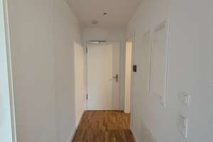 moderne 1,5-Zimmer-Wohnung im Münchner Norden mit Balkon, Nähe Olympiapark (#100) – 80809 Am Riesenfeld, München – Vorschaubild 2