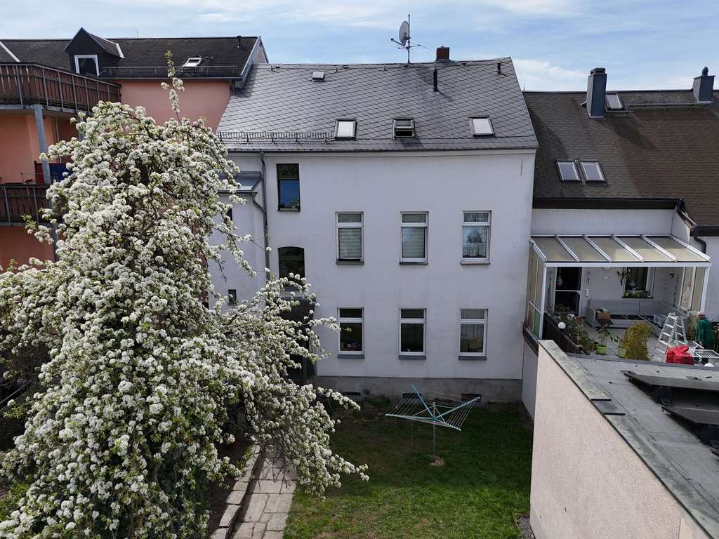 Immobilie in Oelsnitz/Vogtland - Vollvermietet! Renditestarkes Mehrfamilienhaus mit 3 Einheiten in Oelsnitz - Bild 1