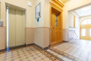 Attraktive Wohnung im Dachgeschoss mit Einbauküche | ebenerdige Dusche | Parkettboden | Aufzug – William-Zipperer-Straße 81, 4179 Altlindenau, Leipzig – Vorschaubild 10