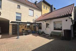 Zweifamilienhaus mit Garten, Garagen und Ausbaupotenzial – Ideal für Familien & Kapitalanleger – Die vollständige Adresse der Immobilie erhältst du vom Anbieter., 6862 Roßlau, Dessau-Roßlau – Vorschaubild 3