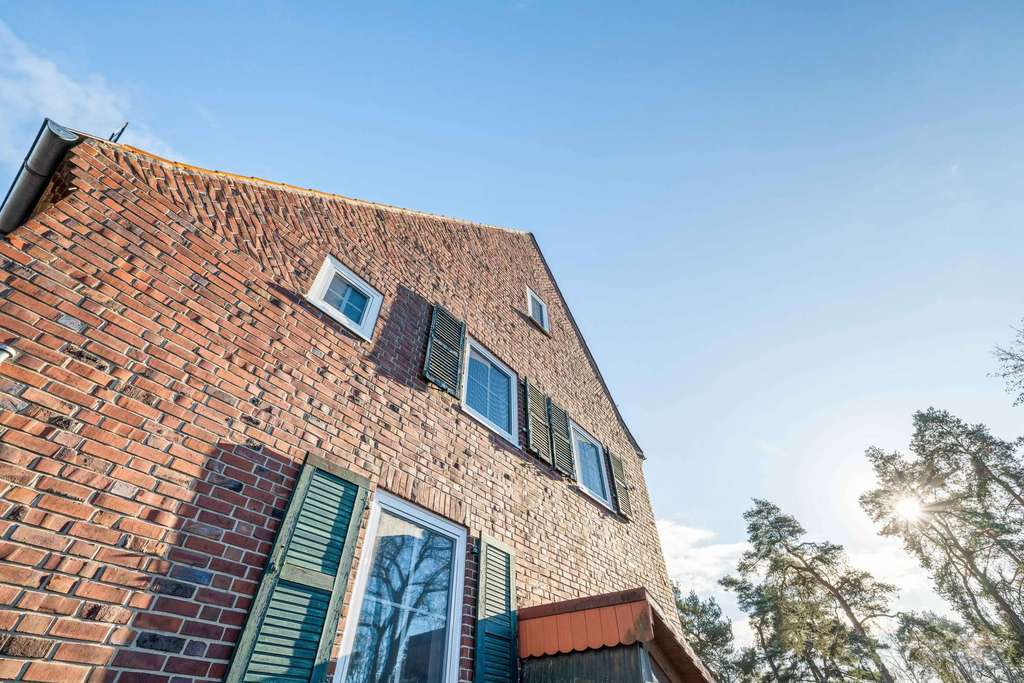 Immobilie in Faßberg - Doppelhaushälfte in der Roten Siedlung – Historisches Wohngefühl trifft modernen Komfort - Bild 2