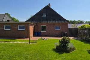 Charmantes Einfamilienhaus mit großem Garten in ruhiger Lage – ideal für Paare – Die vollständige Adresse der Immobilie erhältst du vom Anbieter., 25709 Marne – Vorschaubild 3