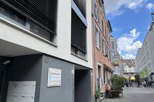Moderne 3-Zimmer-Wohnung mit Wintergarten und Tiefgaragenstellplatz nähe Ludwigsplatz – frei ab 01.0 – Die vollständige Adresse der Immobilie erhältst du vom Anbieter., 76131 Innenstadt-West, Karlsruhe – Vorschaubild 3