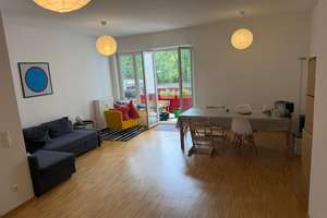 Helle 4 Zimmerwohnung in Maxvorstadt