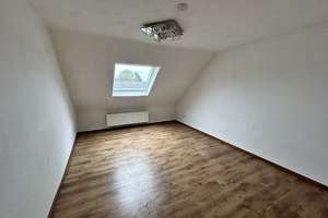 Gemütlichkeit garantiert - Großzügige 2 Zimmer Dachgeschosswohnung in Nähe des Phönixsees! – 44263 Hörde (Ortsteil), Dortmund – Vorschaubild 2