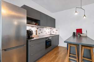 Ruhig gelegene Neubauwohnung mit offener Wohnküche, Tageslichtbad und Loggia – Köpenicker Str. 124, 10179 Mitte (Ortsteil), Berlin – Vorschaubild 5
