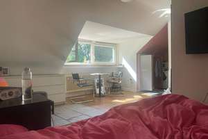 Gemütliches und möbliertes (Studenten)-Dachapartment in Bestlage von Köln-Dellbrück – Gemarkenstraße 7, 51069 Dellbrück, Köln – Vorschaubild 4