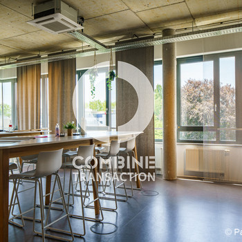 Individuelle Büroflächen - Außenanlagen und Foyers neu in 2025 - combine Transaction