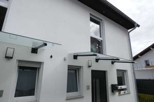 neuwertige DHH mit Einliegerwohnung und Garten – Die vollständige Adresse der Immobilie erhältst du vom Anbieter., 74081 Klingenberg, Heilbronn – Vorschaubild 2