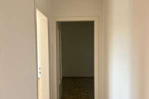 niedliche 3 Zimmer Dachgeschoss Wohnung mit neuem Bad – Pramenweg 20, 45307 Kray, Essen – Vorschaubild 4