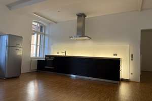 Altbau- 2 Zi-Loftwohnung- im Heusteigviertel-provisionsfrei