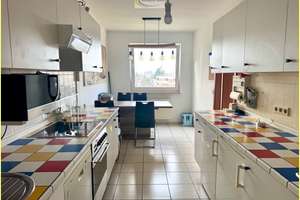 3-ZImmerwohnung mit Balkon im 5.OG, Kellerraum in Bonn Beuel – Die vollständige Adresse der Immobilie erhältst du vom Anbieter., 53229 Beuel-Ost, Bonn – Vorschaubild 4