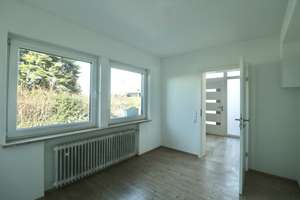 Großzügiges modernisiertes Reiheneckhaus mit Garten und Garage in toller Lage von Lörrach-Salzert – Arend-Braye-Straße 40, 79540 Lörrach – Vorschaubild 7
