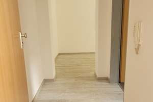 Gemütliche frisch renovierte 1-Zimmer-Wohnung ab sofort frei zur Vermietung