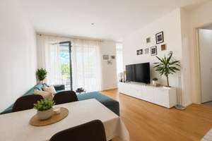 Exklusive Wohnung in Berlin-Mitte | 2 Zimmer | Balkon | Möbliert | Sofort bezugsfertig | Blick auf d – Die vollständige Adresse der Immobilie erhältst du vom Anbieter., 10115 Mitte (Ortsteil), Berlin – Vorschaubild 4